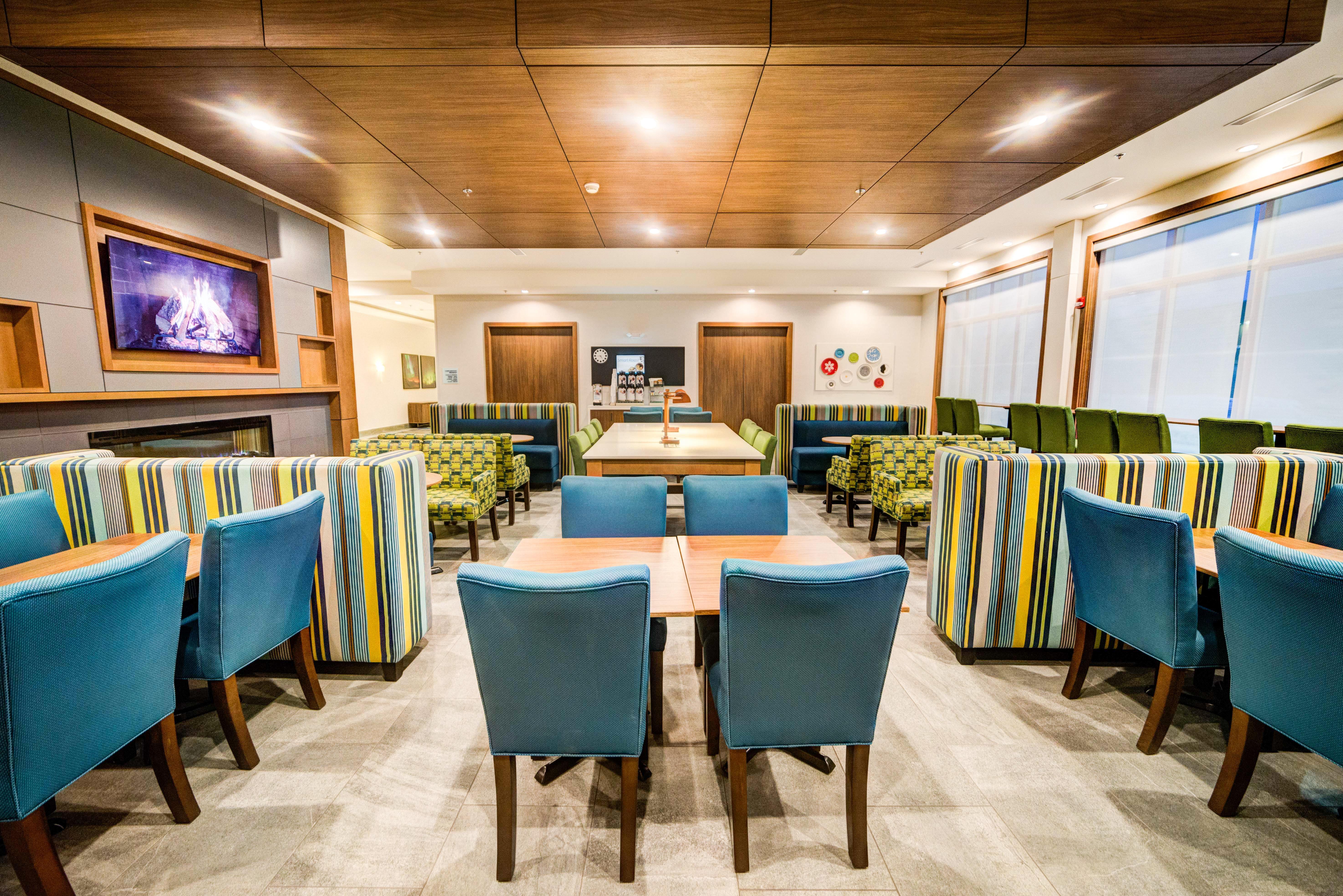 Holiday Inn Express & Suites - West Edmonton-Mall Area By Ihg Zewnętrze zdjęcie